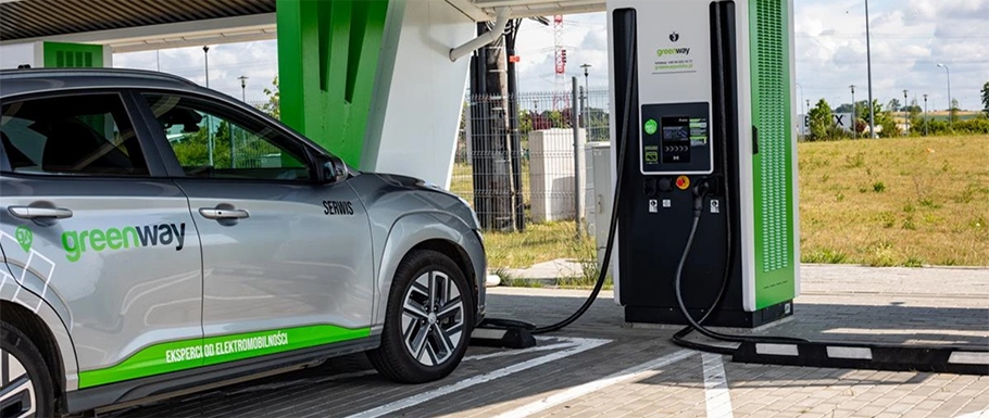 Aktualizacja cen ładowania samochodów elektrycznych na sierpień 2024: Co się zmieniło?