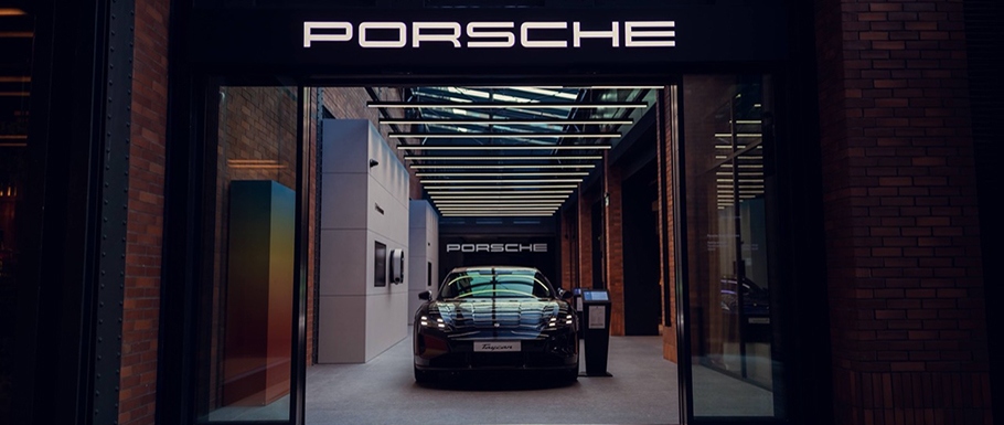 Porsche Store w Elektrowni Powiśle – Nowy Rozdział dla Miłośników Motoryzacji w Polsce