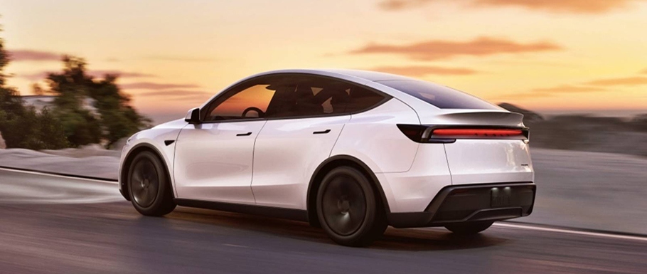 Tesla Model Y L – przedłużony SUV z myślą o szoferach i rodzinach